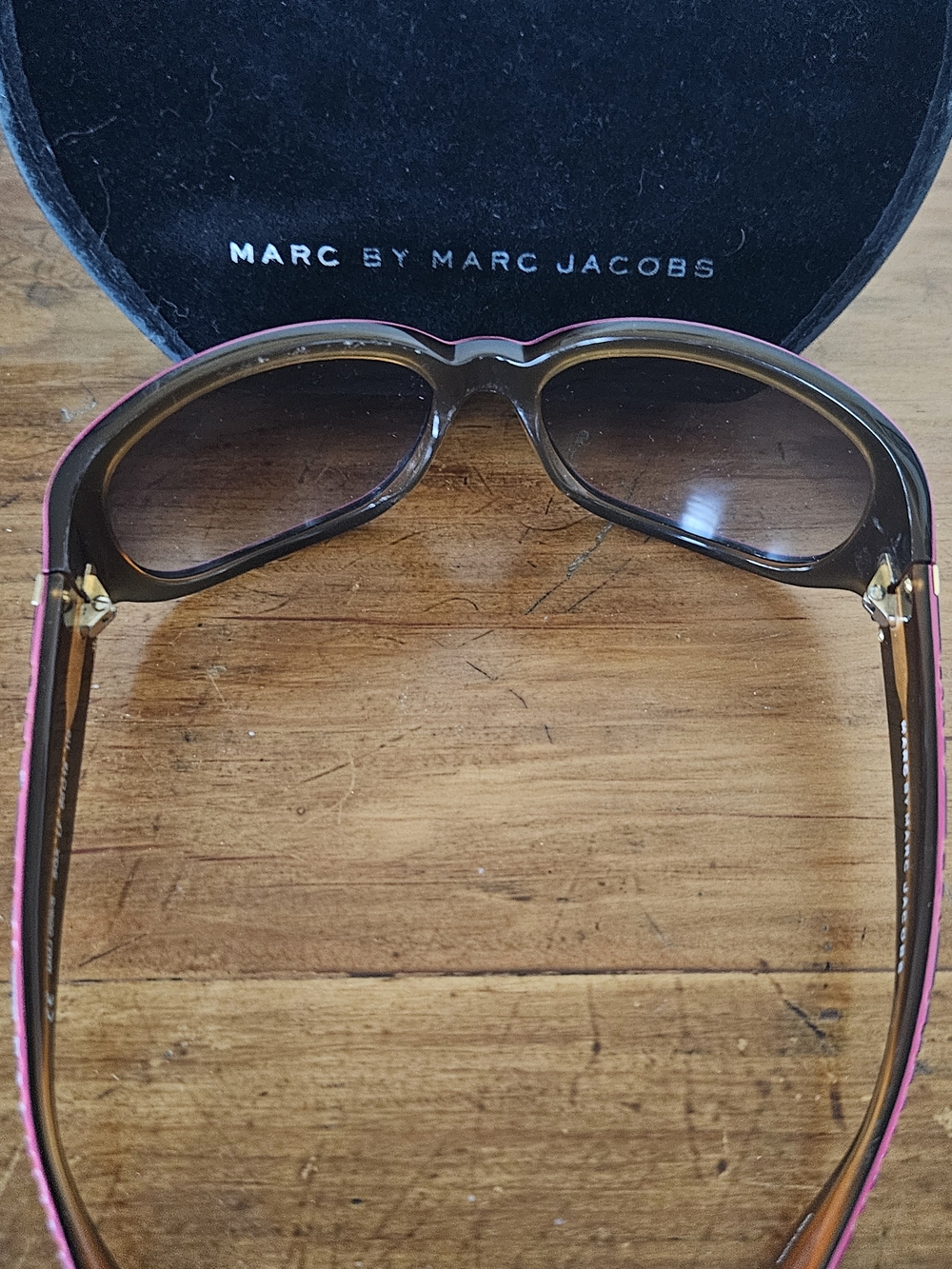 Marc by Marc Jacobs Women's Black and Pink Sunglasses - Picture 2 of 5